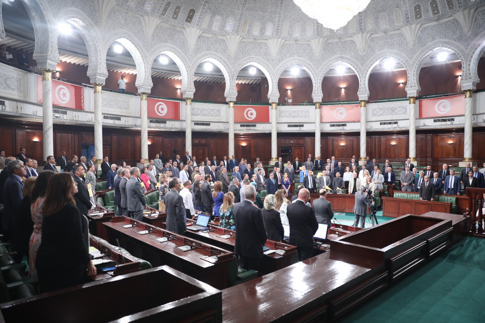 في افتتاح الدورة العادية الثالثة لمجلس نواب الشعب..   الموافقة على قرض لتمويل مشروع الربط الكهربائي بين تونس وإيطاليا